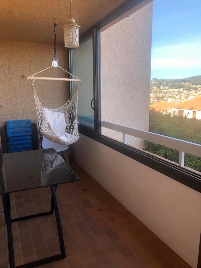Appartement 4 Personnes Vue Mer Carqueiranne Exteriör bild